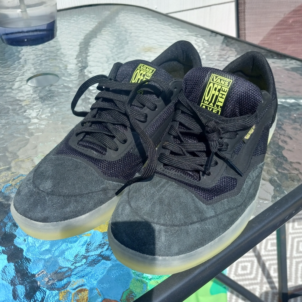 Vans AVE unworn